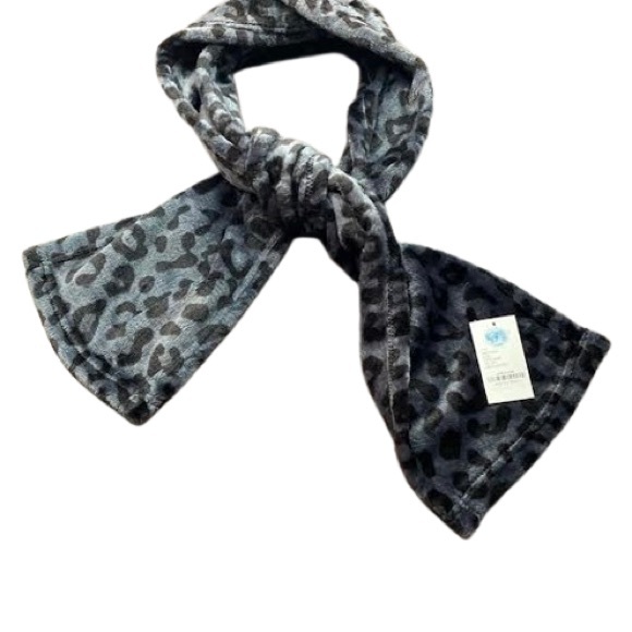 Leopard Scarf The Walking Co. - Picture 3 of 12